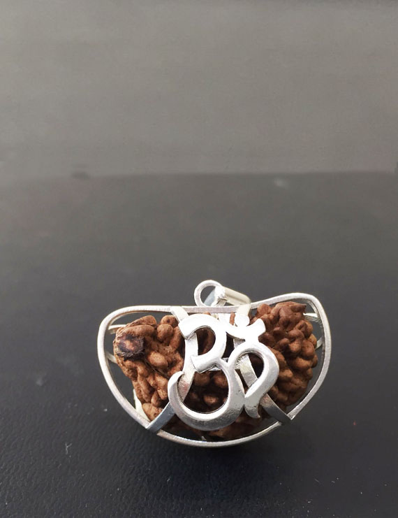1 Face/Mukhi Certified Rudraksha Silver Pendant